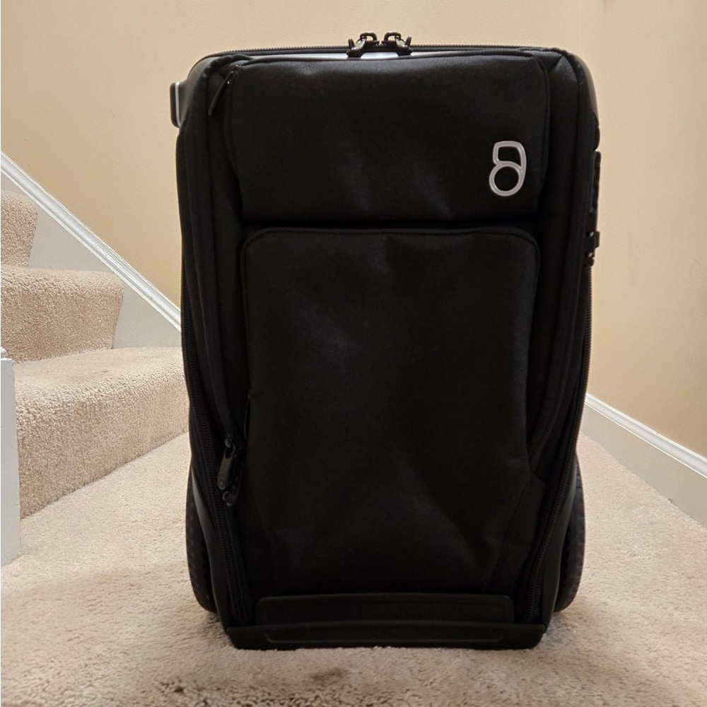 Black Travel Bag by G-RO
